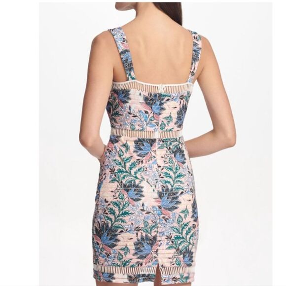 Guess Los Angeles Body Con Dress - Picture 2 of 15